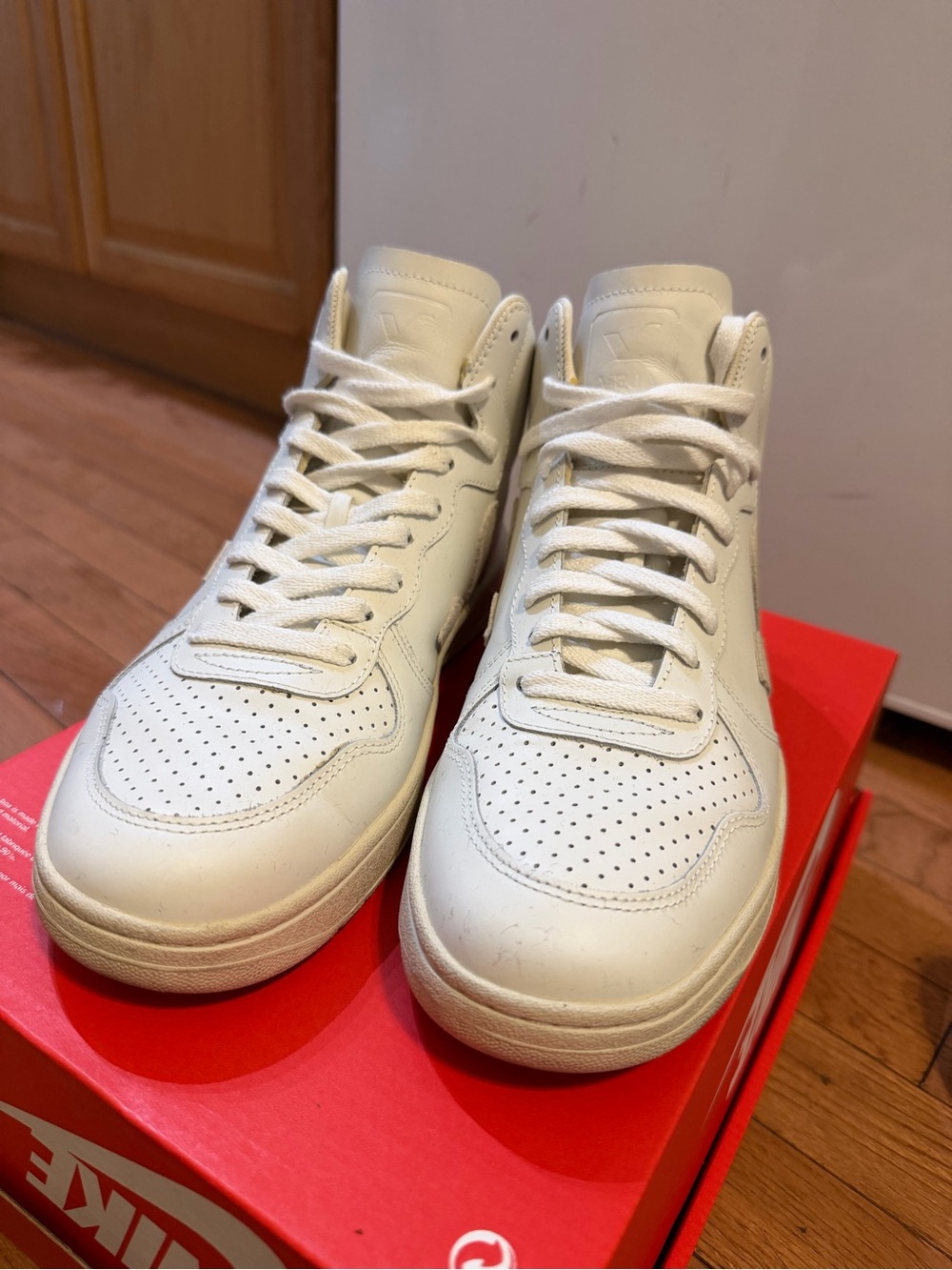 Veja V-15 High Tops